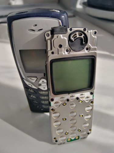 Nokia 8310 screen - nokia,