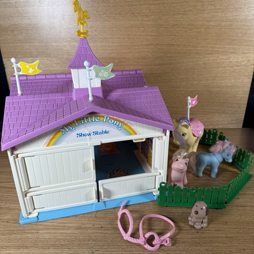 Vintage little pony show - pony,