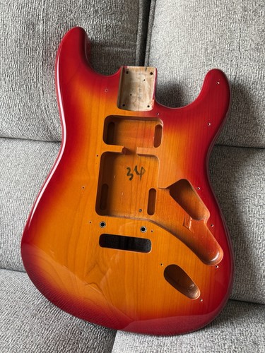 Squier fender stratocaster - fender,
