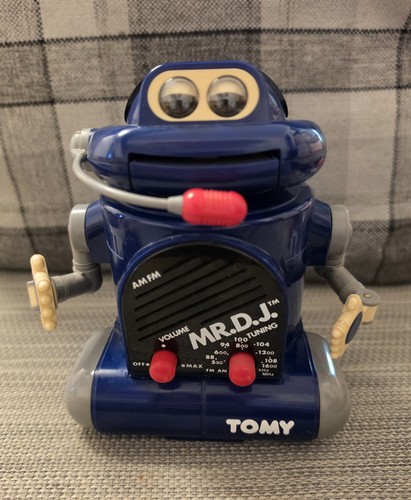 Tomy dancing robot radio - tomy,