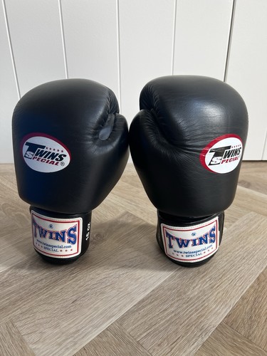 Twins muay thai boxing gloves - thai,