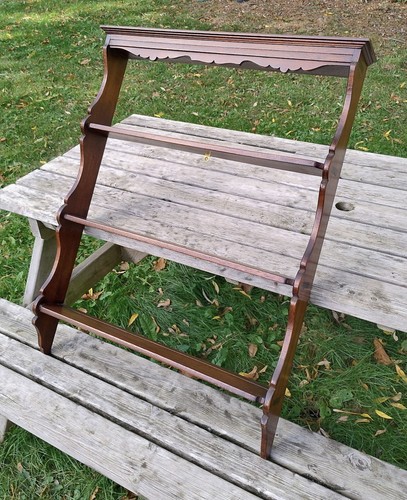 Antique style mahogany wall - antique-style, mahogany?