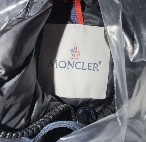Moncler rocoque vest - size, 2