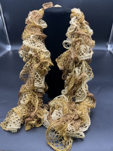 Ruffled scarf with - ruffled,