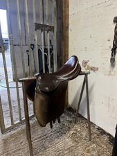 Brown Jump Saddle 15”