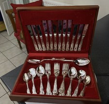 KINGS Royale NEWBRIDGE SIlver