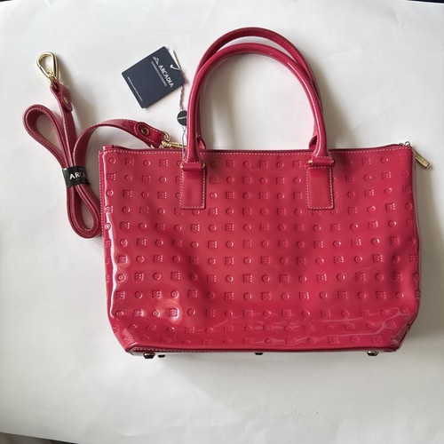 New arcadia italian leather - new,