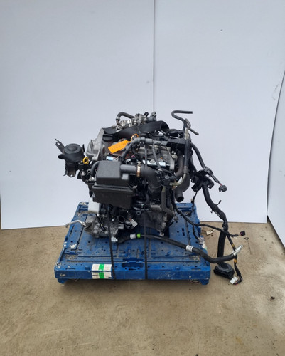 Toyota yaris 2013 mk3 hybrid - 2013,