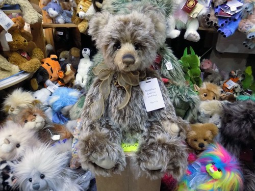 Charlie bears mrs williams - williams, ltd