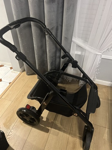 Silver cross pioneer - , chassis