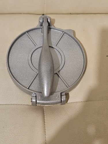 Aluminum tortilla press - 8",
