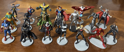 Large lot disney marvel - lot, of