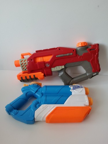 Nerf super soaker - 2,