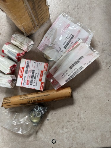 Isuzu elf king pin kit - king,