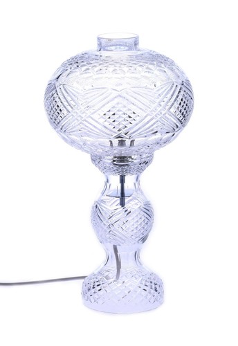 Elegant tyrone crystal - an,