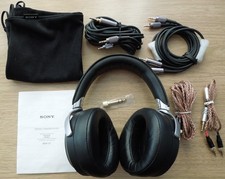 Sony MDR-Z7 wired  Headphones