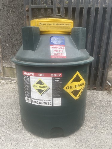 Bunded waste oil tank - v, g