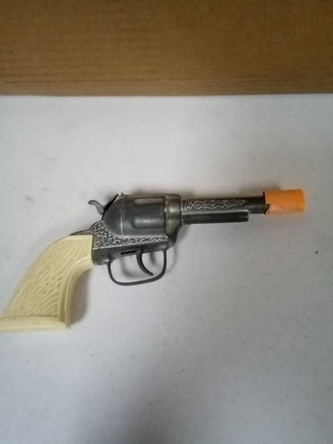 Vintage gabriel cap - cap, gun