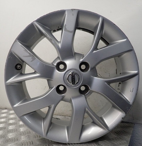 Nissan note silver - 15'',