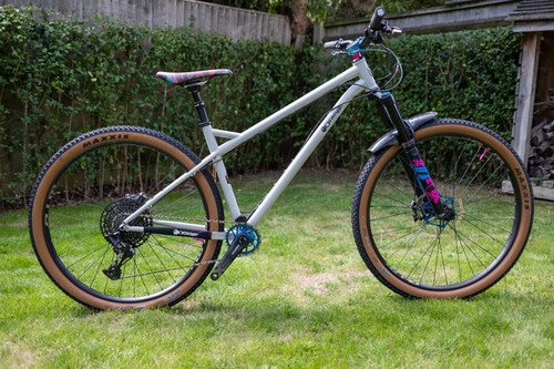 Orange mountain bike - 29,