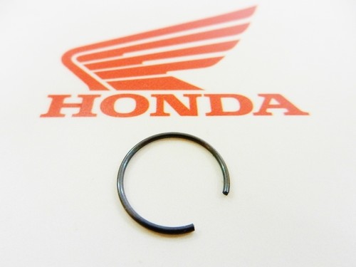 Honda 750 piston - vf,