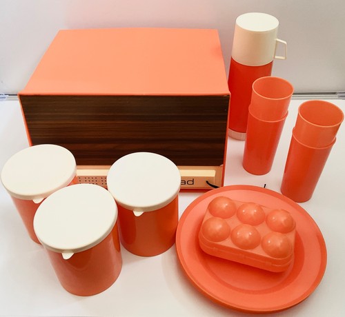 Vintage addis orange plastic - addis,