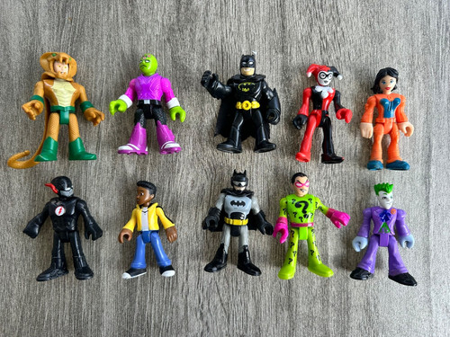 Imaginext figure bundle - figure,