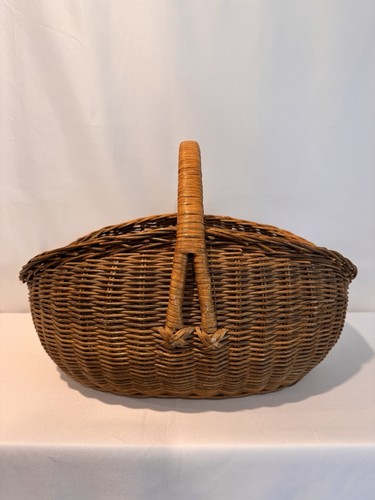 Vintage large french wicker - vintage,