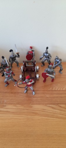 Assorted model figures - figures, various
