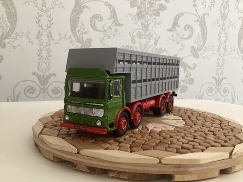 Trucks code 3 aec - 1:50,