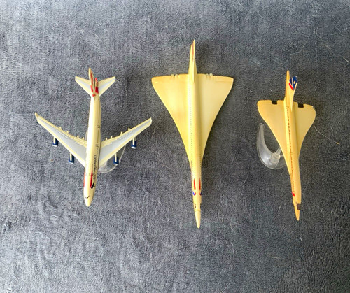 Corgi british airways boeing - corgi,