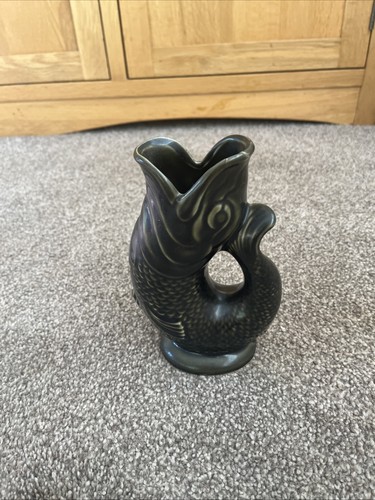 This gluggle jug also - this, (also