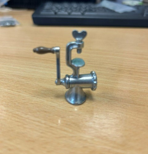 Bodo hennig dolls house mincer - bodo,