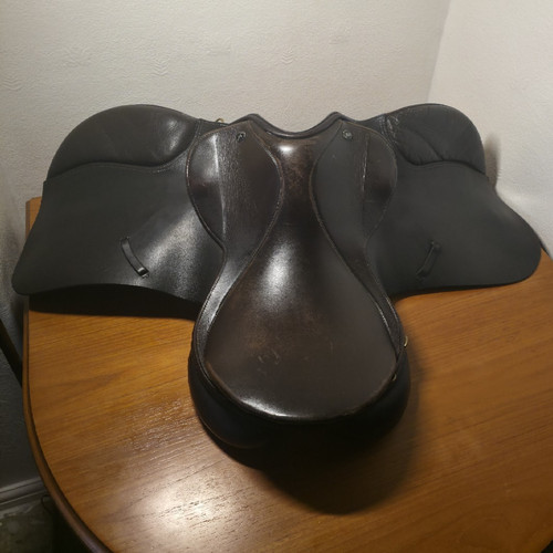 Fieldhouse dressage saddle - dressage,