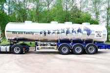 Italeri 'The Family' Tank Trailer 3911