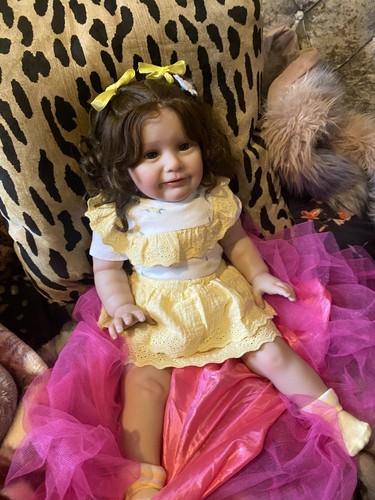 Large reborn baby girl - reborn,