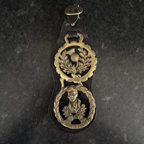 Vintage horse brass rabbie - brass,