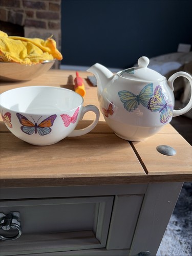 Laura ashley 2010 butterfly - laura,
