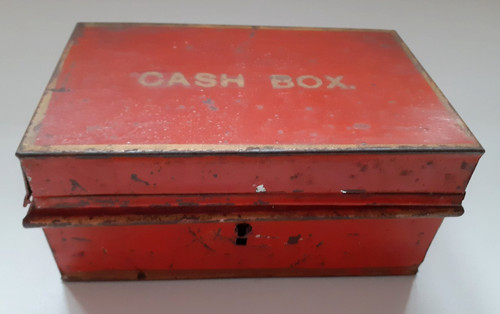 Vintage small metal red - vintage, tin