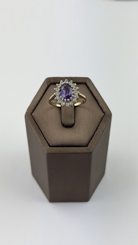 Amethyst and diamond - 9ct, gold