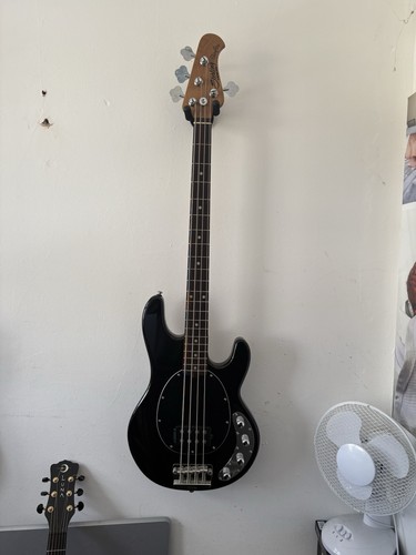 Sterling stingray musicman - sterling,