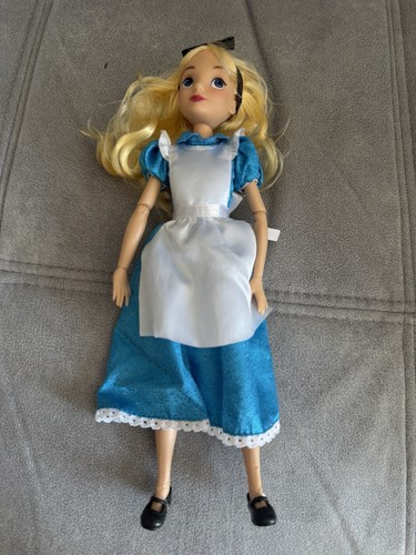 Disney alice wonderland - alice, in