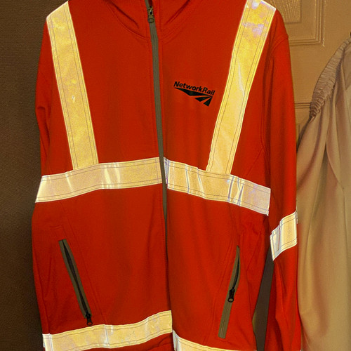 Network rail vis - rail, orange