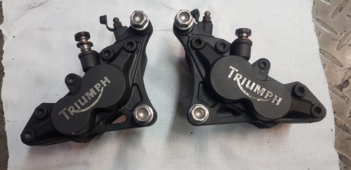 Triumph sprint 1050 front - st,