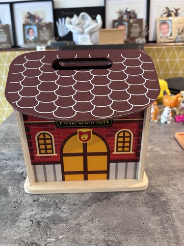 Wooden fire station with - wooden, 2