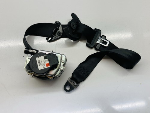 Front seat belt left side - front,