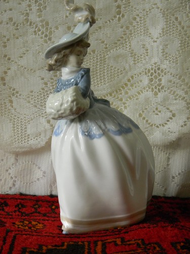 Lladro nao daisa 1985 elegant - lladro,