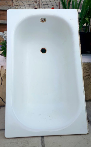 Small white bath - white,