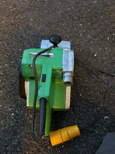 Hitachi belt sander 110 - hitachi,