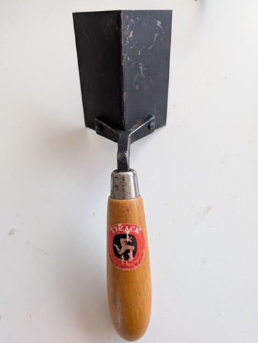 Tyzack external corner trowel - external,